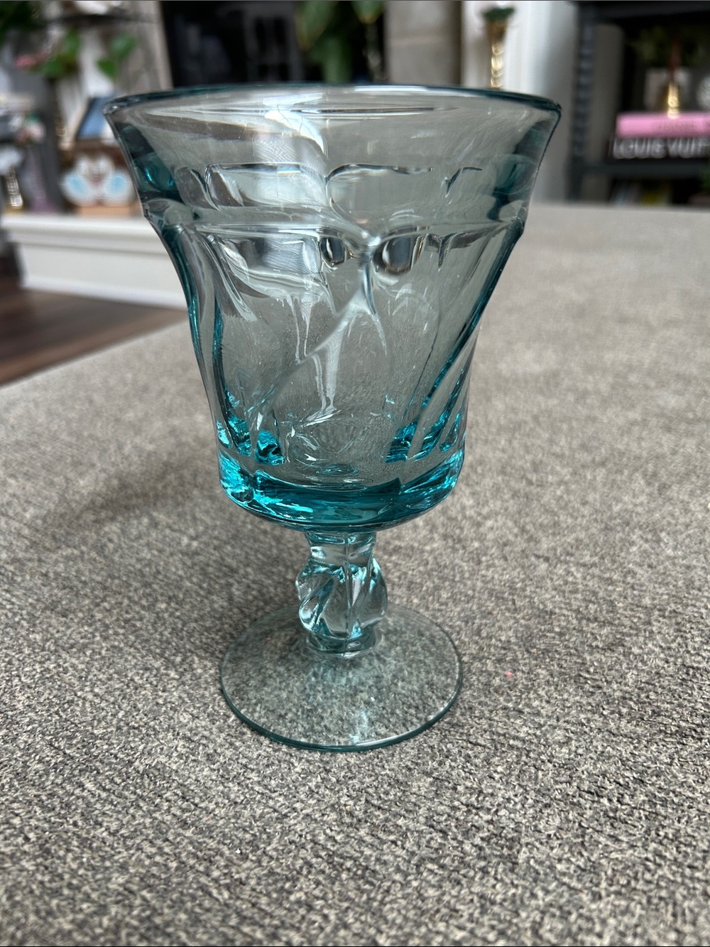Vintage-Style Glass Goblet - Elegant Aqua Wine Glass